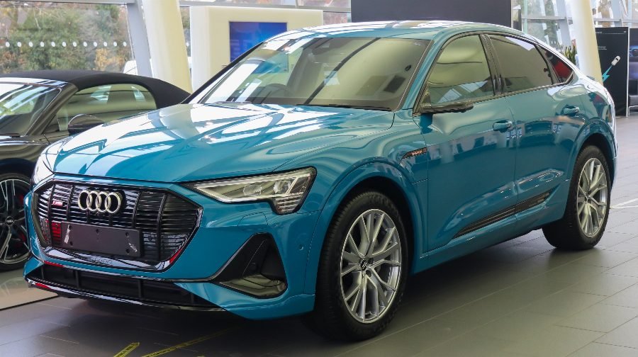 أودي e-tron 2019 — دفع رباعي (SUV) السعر والمواصفات في السعودية