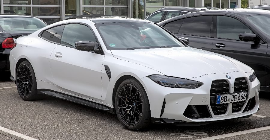 بي إم دبليو M4 كوبيه