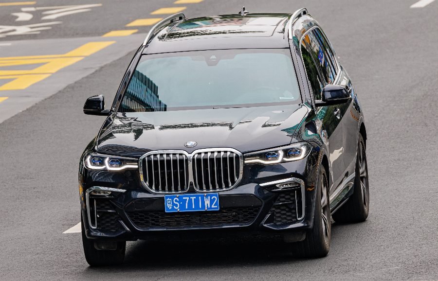BMW X7