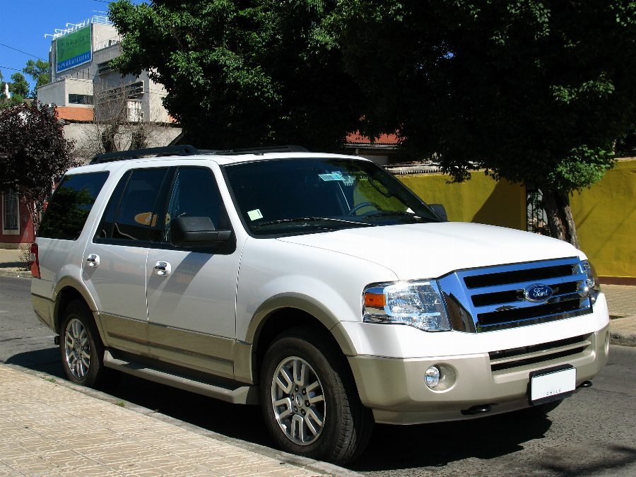 Ford Expedition 2007 — SUV Price & Specs in Saudi Arabia