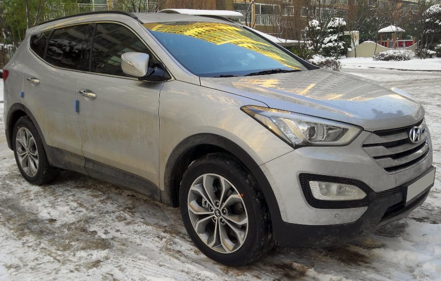 Hyundai Santa Fe 2013 — SUV Price & Specs in Saudi Arabia