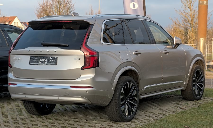 Volvo XC90 2026 — SUV Price & Specs in Saudi Arabia