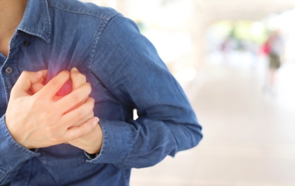 أسباب ألم القلب : 3 طرق لتفادي مفاجأة حدوث ذلك