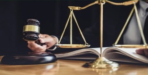 أفضل محامي في الرياض