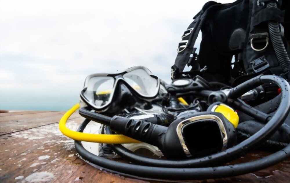 تعرف على أهم معدات الغوص ولوازم السباحة في السعودية