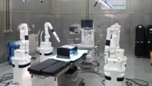 العلاج بالروبوت الجراحي