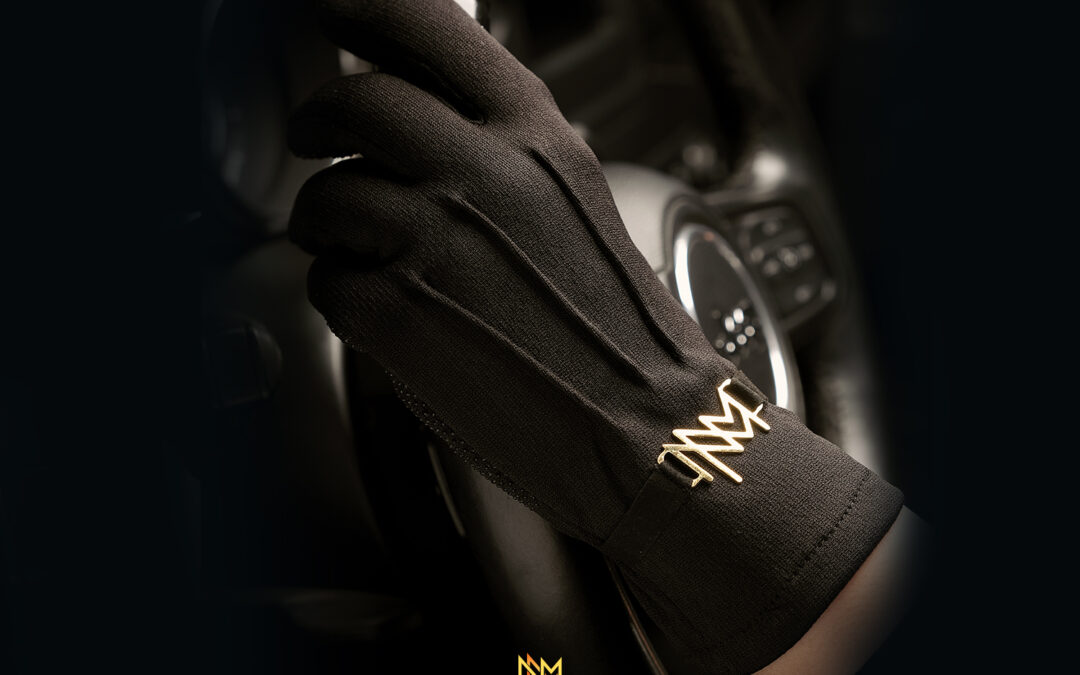 أسرار اختيار قفازات القيادة المثلى لإطلالة مميزة وقيادة آمنة