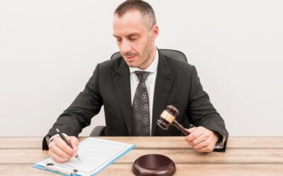  أفضل محامي للاستشارة مجانًا بالرياض