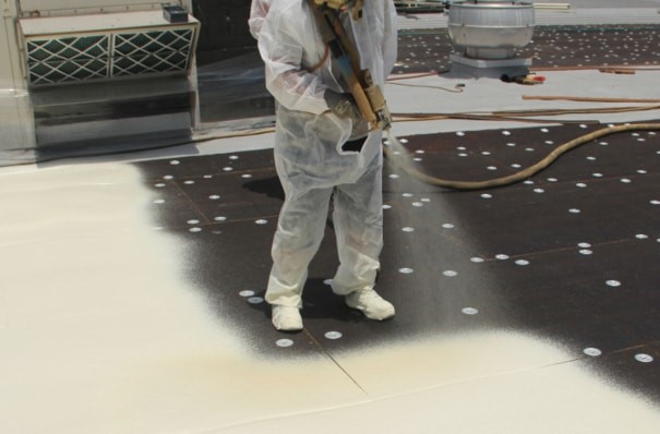 كيف تختار شركة عزل خزانات المناسبة؟