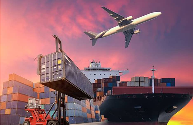 دور و أهمية شركات الشحن الدولى