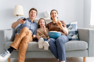 اشتراك هولك IPTV التجربة الأقوى لمتابعة قنواتك المفضلة